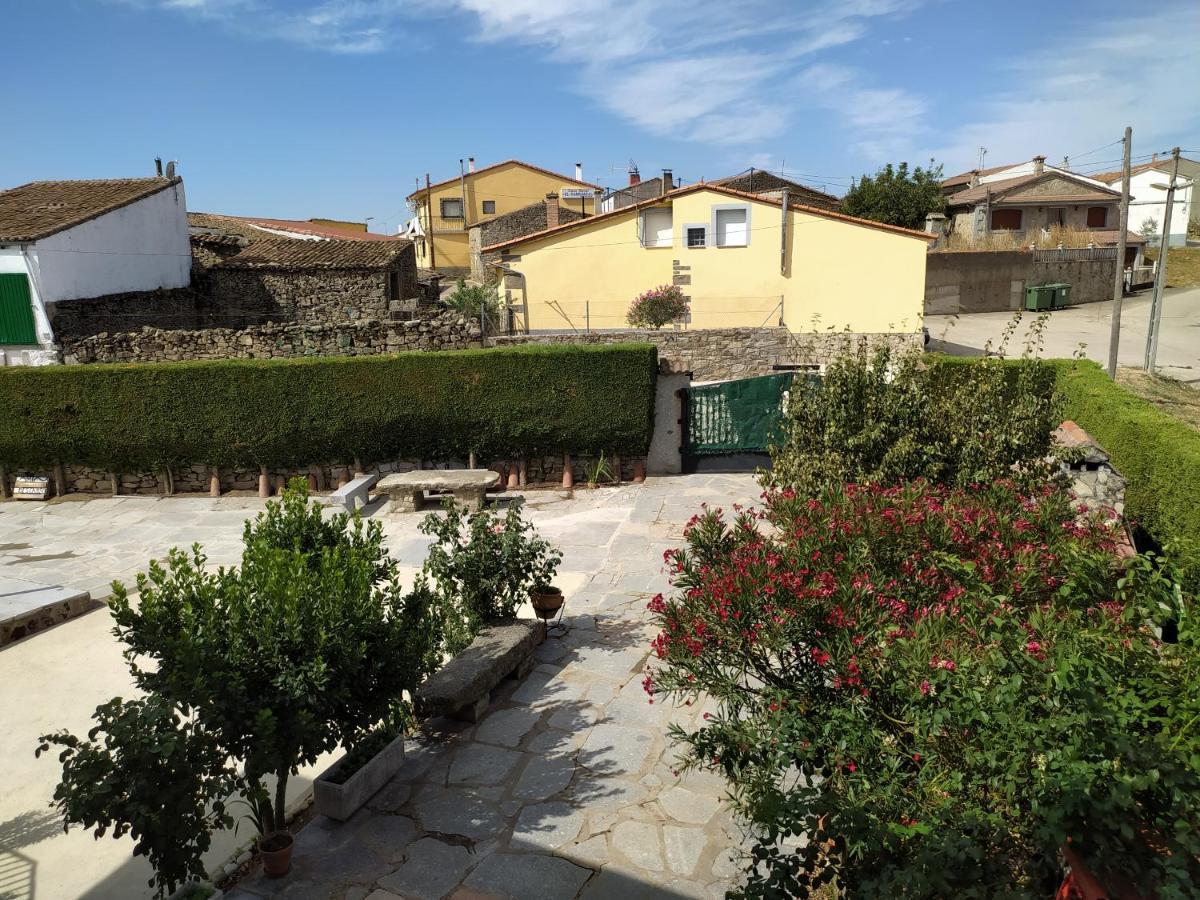 Casa Rural Mi Descanso Valdefuentes de Sangusín Eksteriør billede