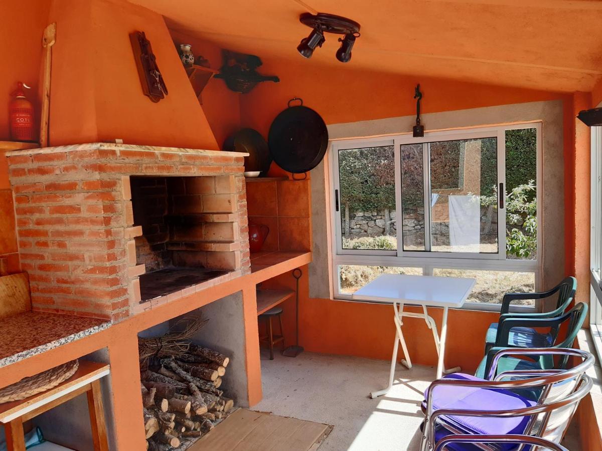Casa Rural Mi Descanso Valdefuentes de Sangusín Eksteriør billede